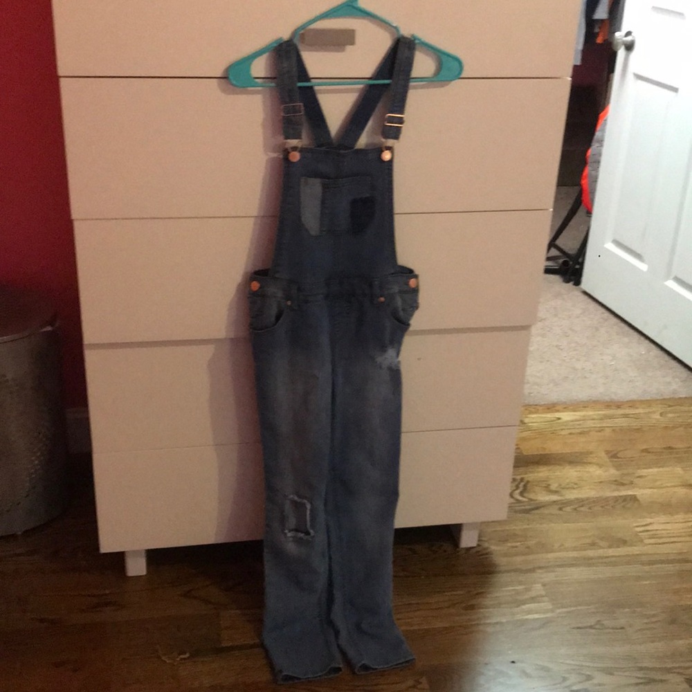 skinny jean overalls CHILDS LARGE FITS LIKE 00